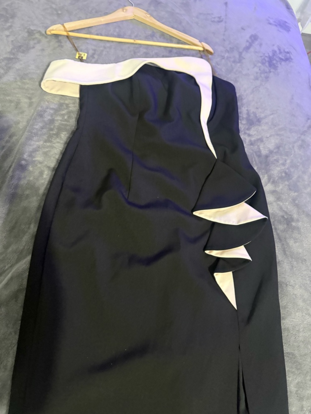 Elegant Black One-Shoulder Dress with Cream Ruffle Trim